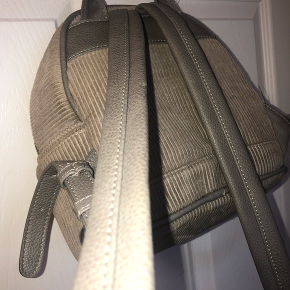 Mini Bookbag - Picture 3 of 8